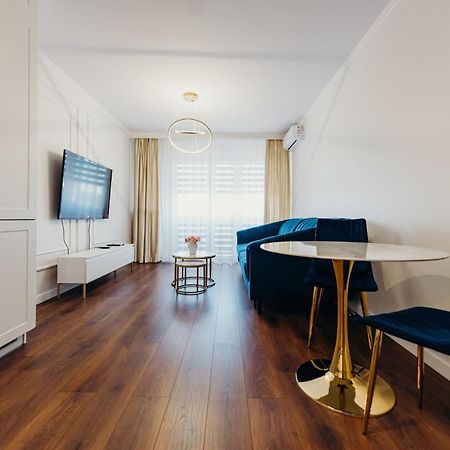 3 Bedrooms Premium Bella Blue For 8 Guests With Ac And Free Out Side Parking Rzeszów Zewnętrze zdjęcie
