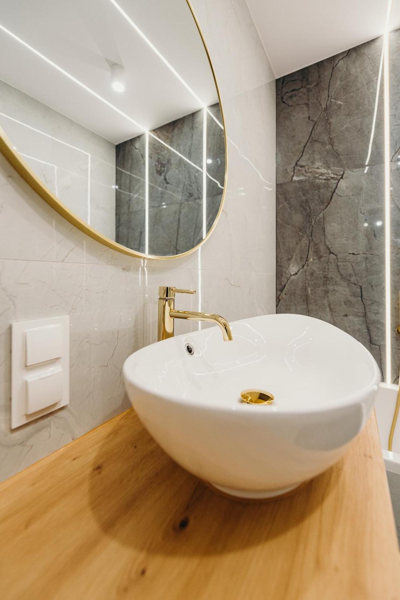 3 Bedrooms Premium Bella Blue For 8 Guests With Ac And Free Out Side Parking Rzeszów Zewnętrze zdjęcie