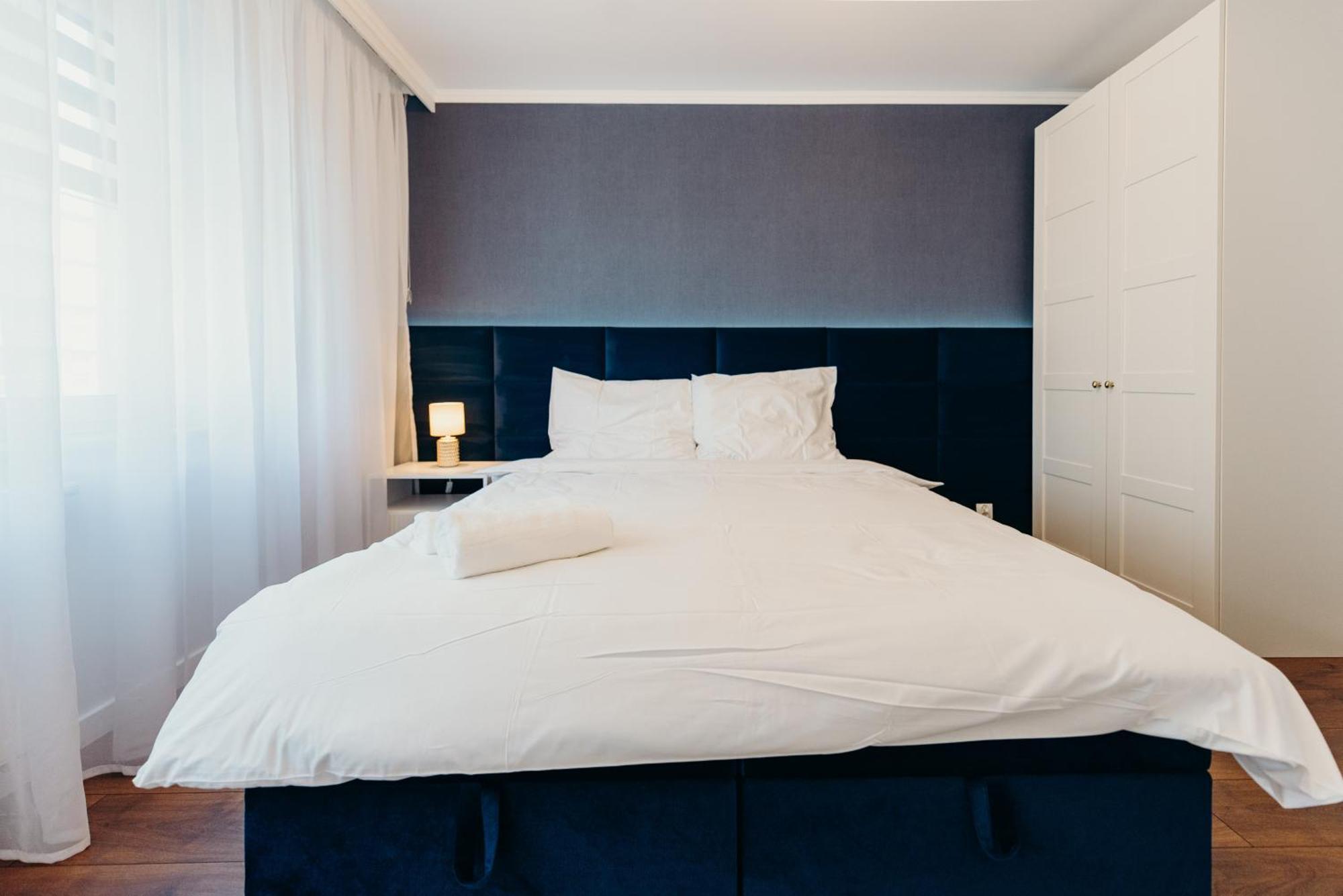3 Bedrooms Premium Bella Blue For 8 Guests With Ac And Free Out Side Parking Rzeszów Zewnętrze zdjęcie