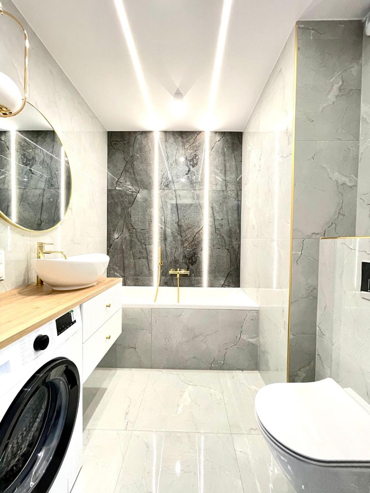 3 Bedrooms Premium Bella Blue For 8 Guests With Ac And Free Out Side Parking Rzeszów Zewnętrze zdjęcie